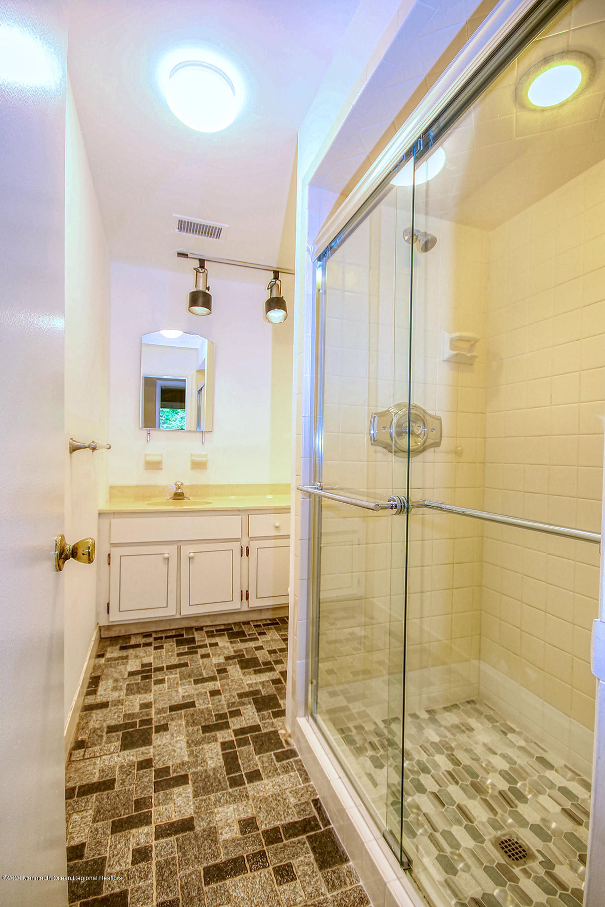 14 Delwood Road Chester, NJ 07930 - Photo 42 of 49 JUNI4423