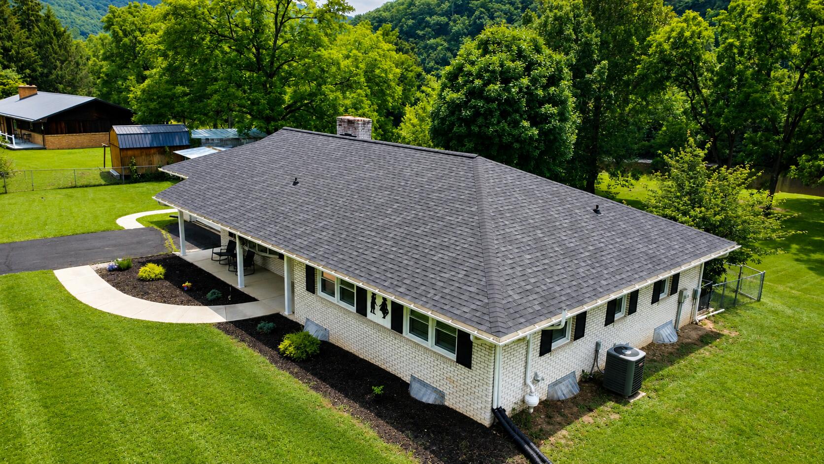 2119 Evergreen Road Covington, VA 24426 - Photo 18 of 87 7