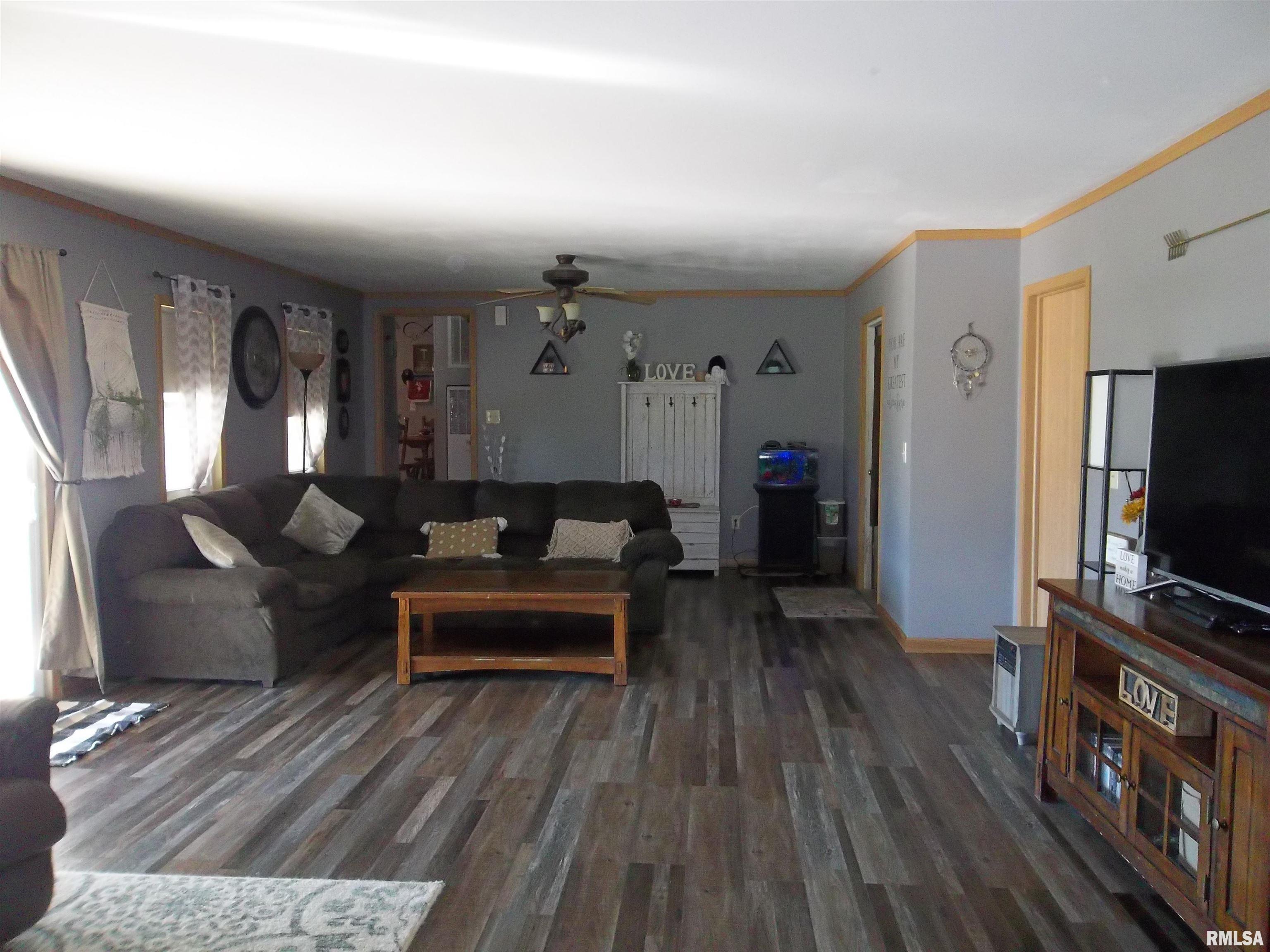 3632 County Farm Road Salem, IL 62881 - Photo 11 of 37