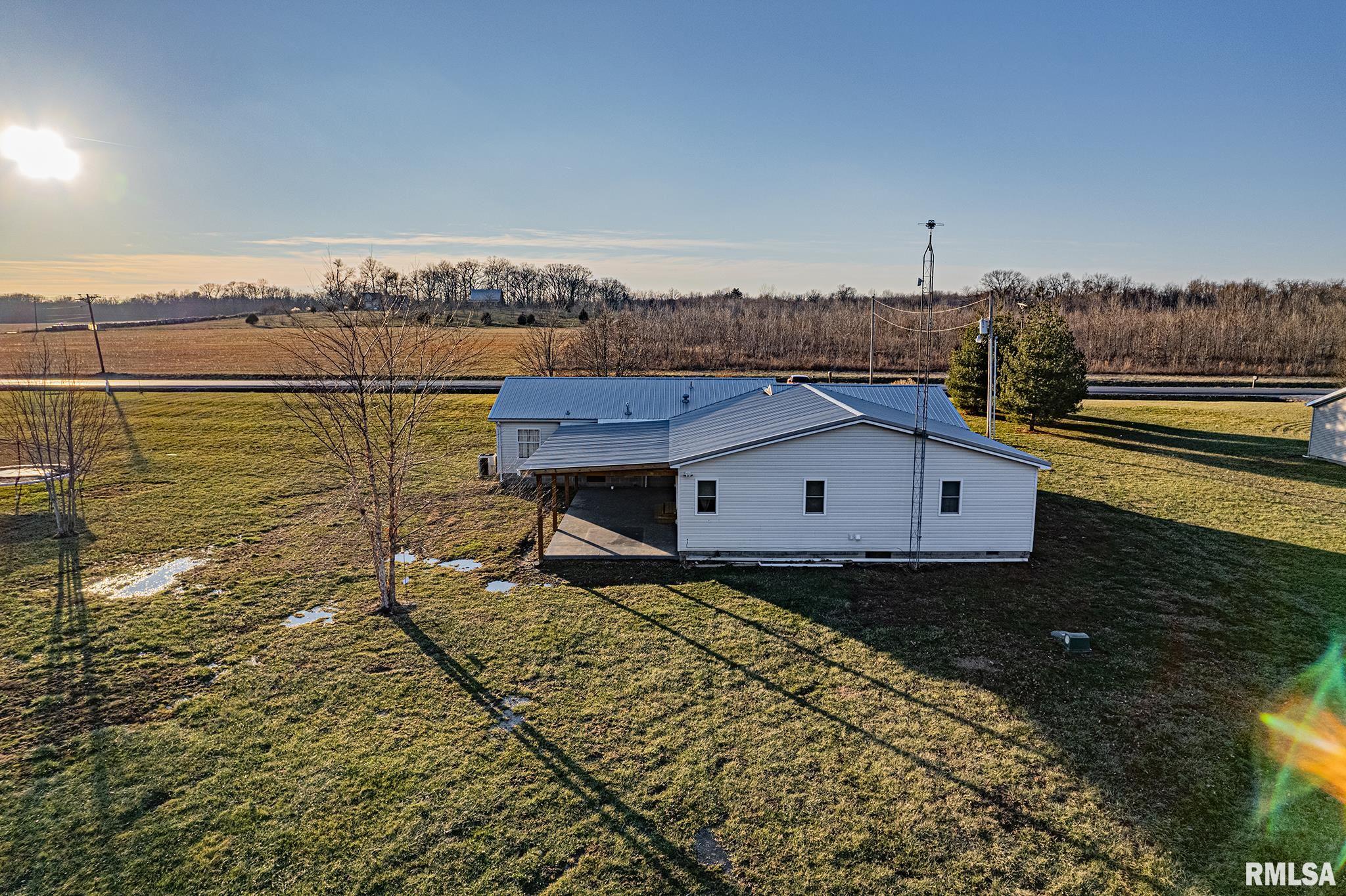 3632 County Farm Road Salem, IL 62881 - Photo 2 of 37