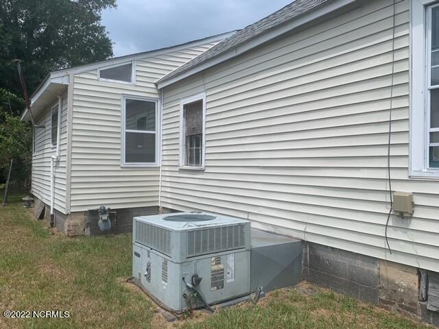 319 Anderson Street Wilmington, NC 28401 - Photo 4 of 21 image13