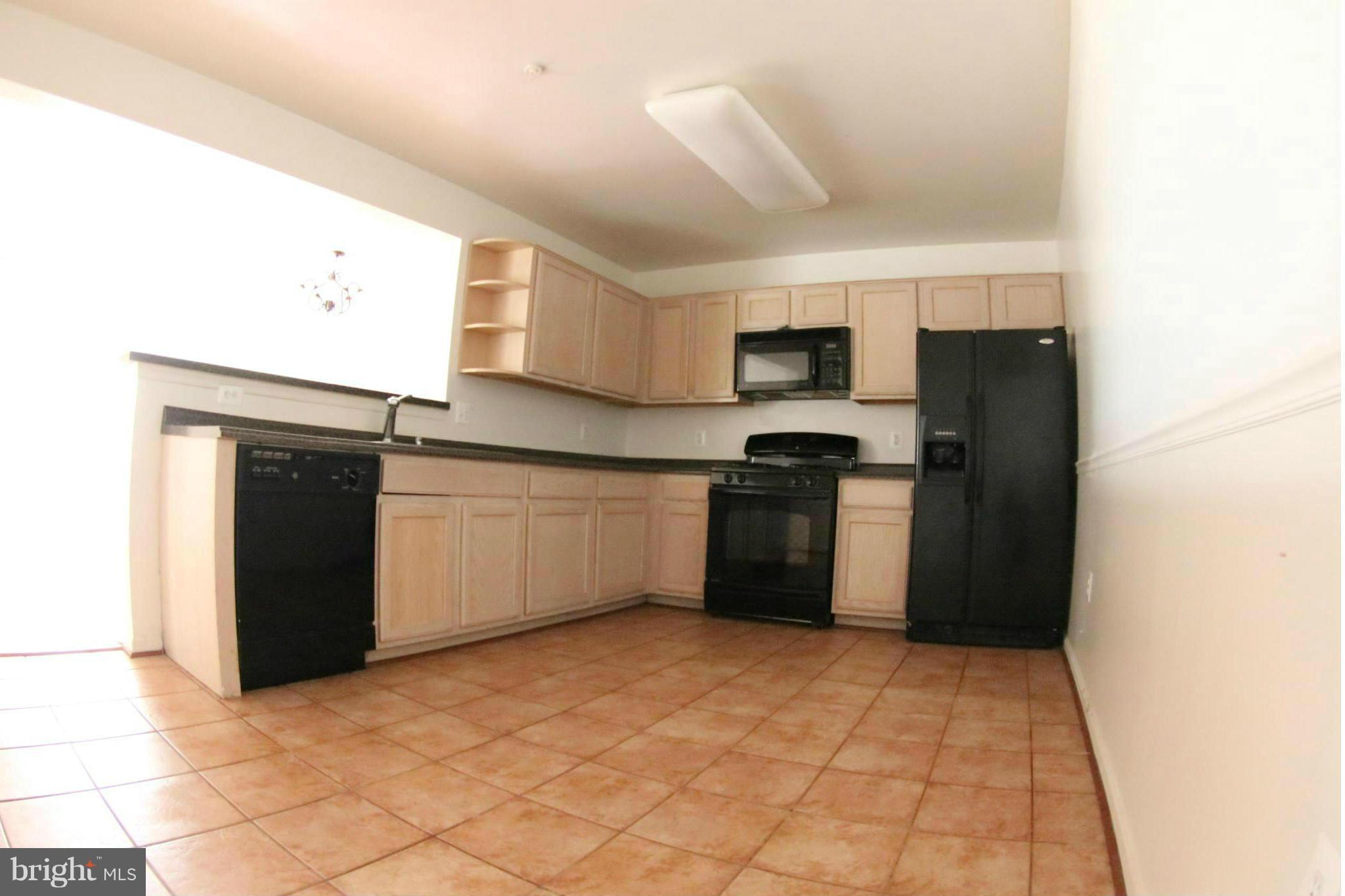 11157 Stagestone Way Manassas, VA 20109 - Photo 2 of 25 Kitchen