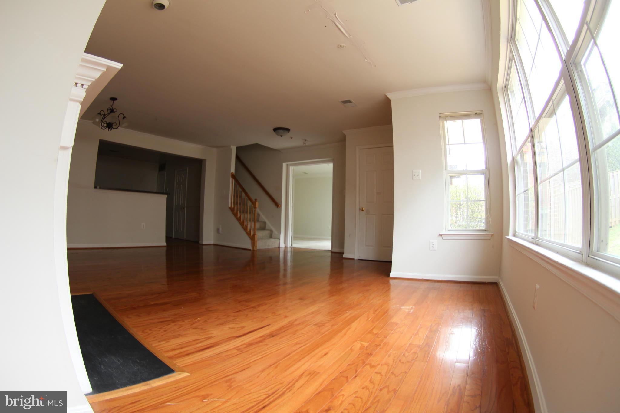 11157 Stagestone Way Manassas, VA 20109 - Photo 11 of 25 Living Room
