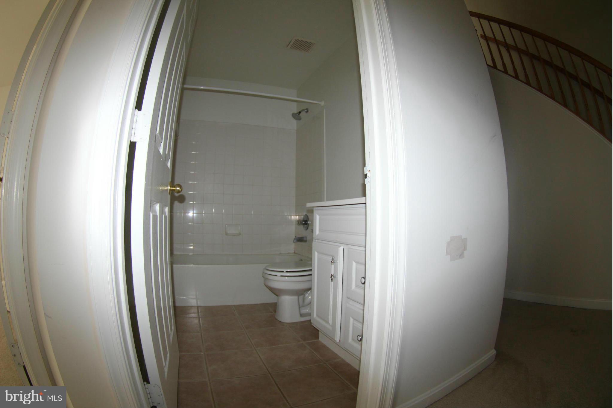 11157 Stagestone Way Manassas, VA 20109 - Photo 15 of 25 Bath