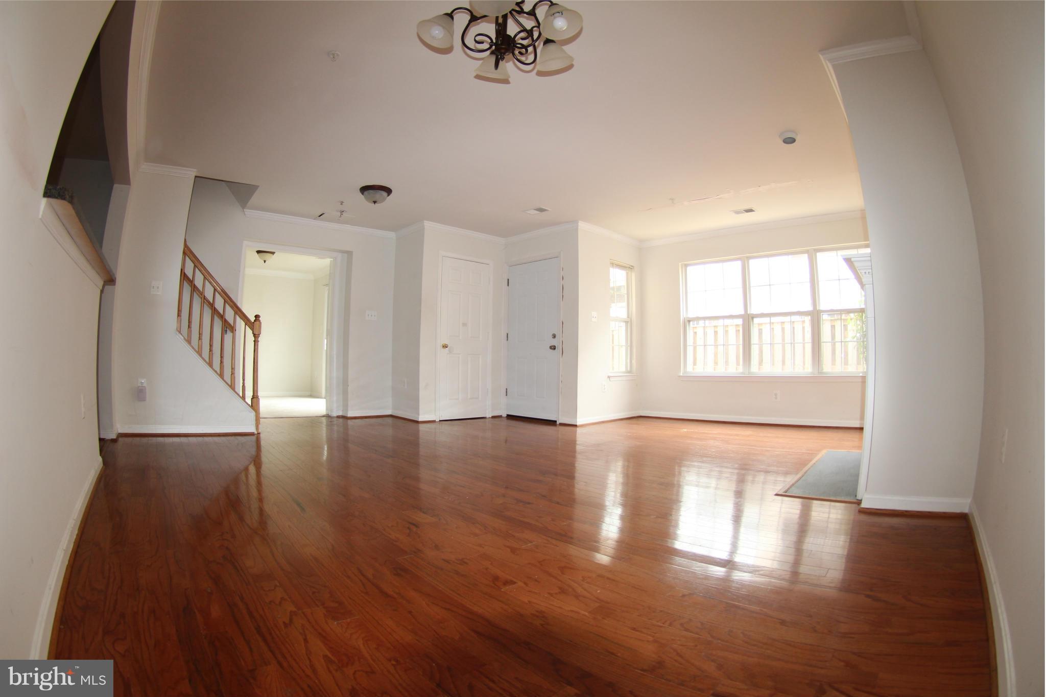 11157 Stagestone Way Manassas, VA 20109 - Photo 10 of 25 Living Room