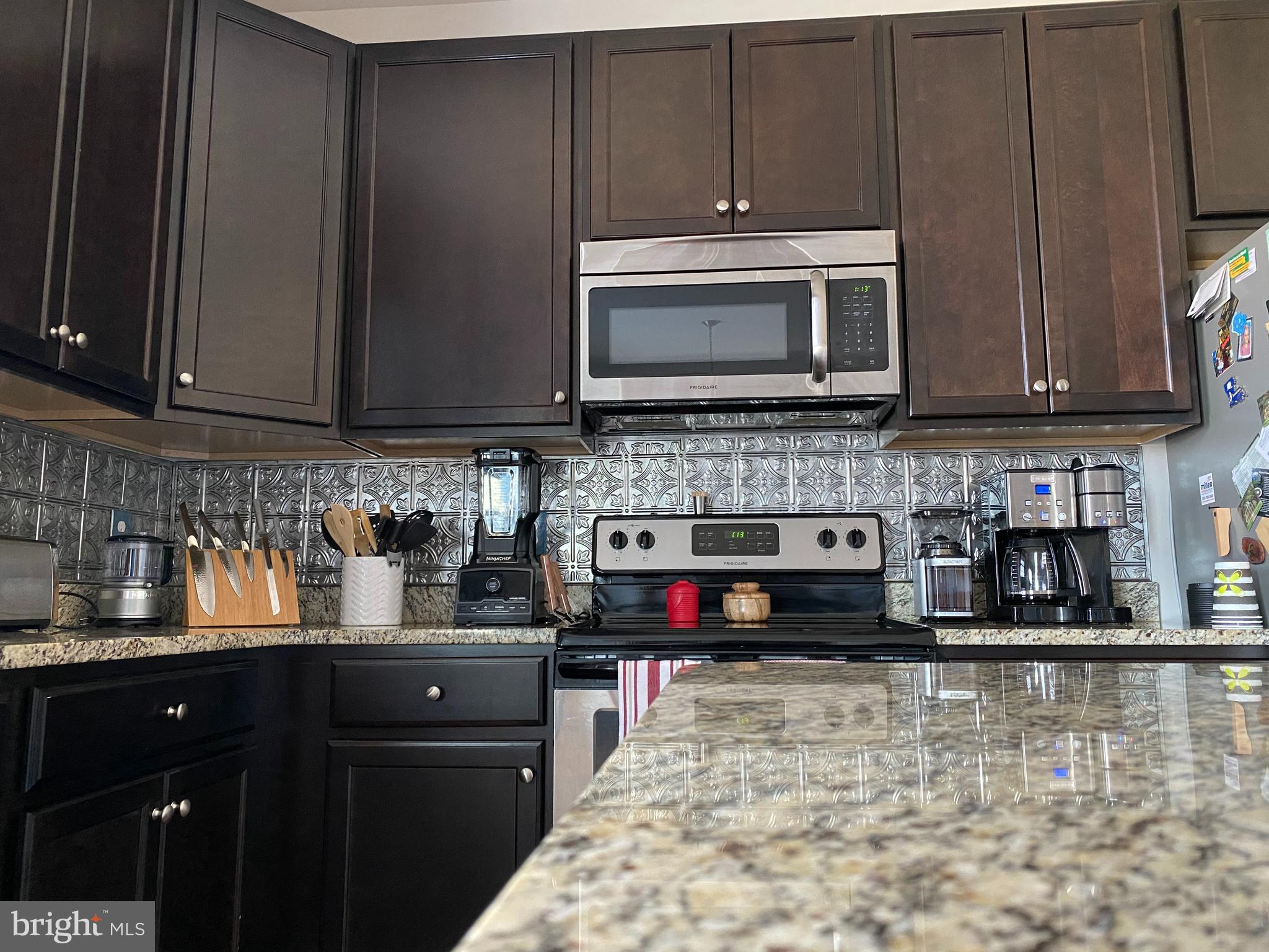 516 Colbert Road Townsend, DE 19734 - Photo 6 of 39 Gorgeous granite and back spalsh