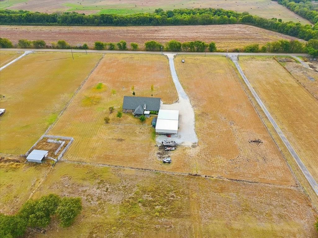 2170 Derrs Chapel Road Italy, TX 76651 - Photo 37 of 38 a view of an ocean beach