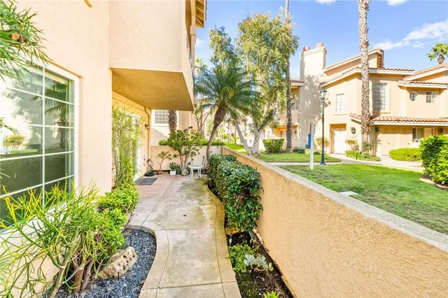 $724,995 | 25203 Via Azul, Laguna Niguel, CA 92677