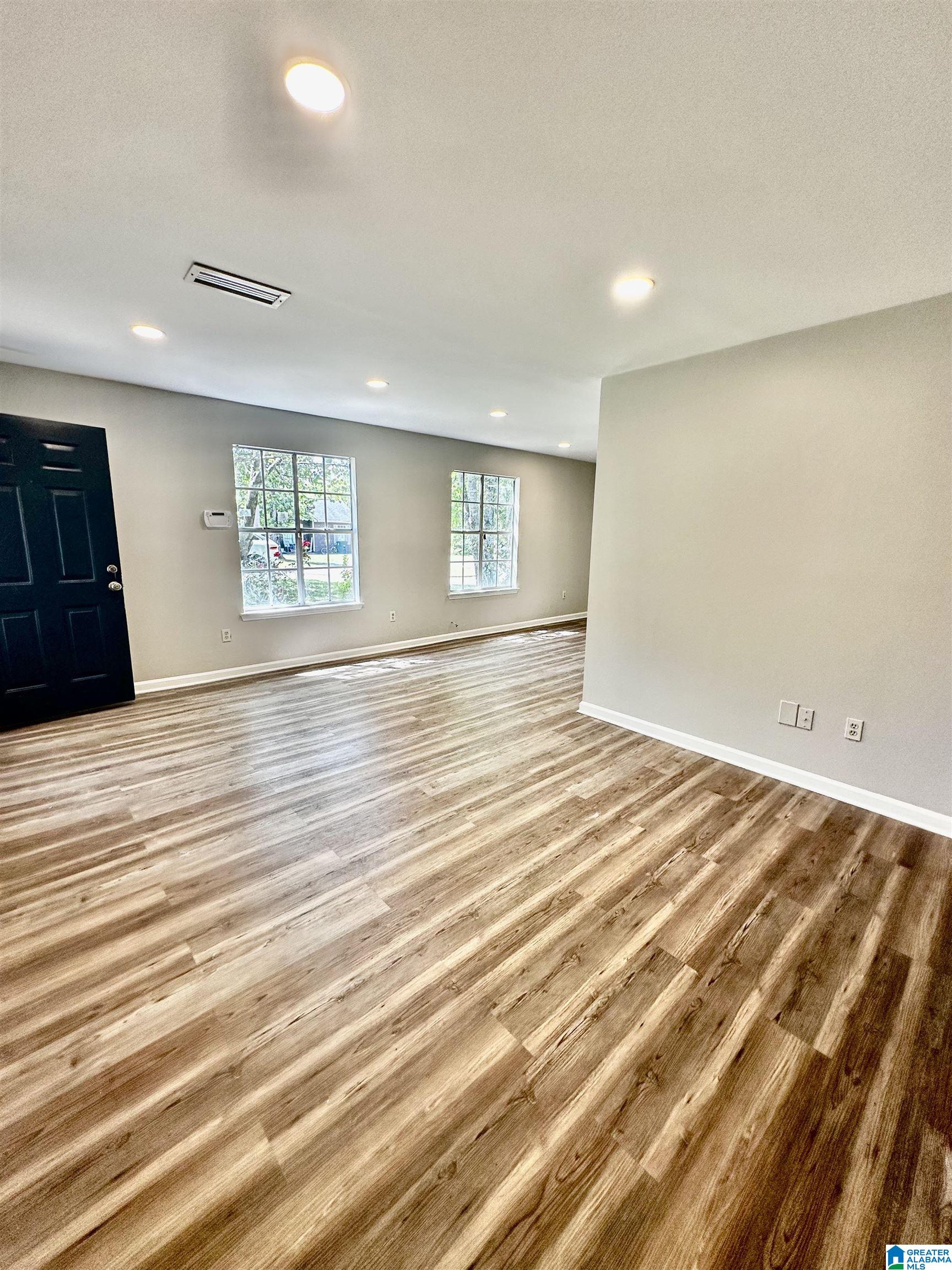 761 Crowne Road Birmingham, AL 35224 - Photo 9 of 28