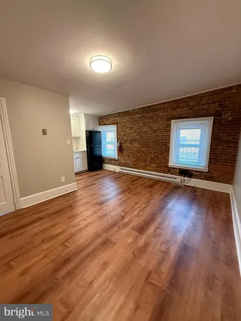 $1,450 | 3 West Court Street, Unit 3, Doylestown, PA 18901