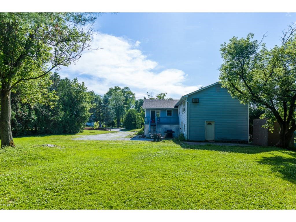559 Falls Road Shelburne, VT 05482 - Photo 26 of 30 Gallery Image 26