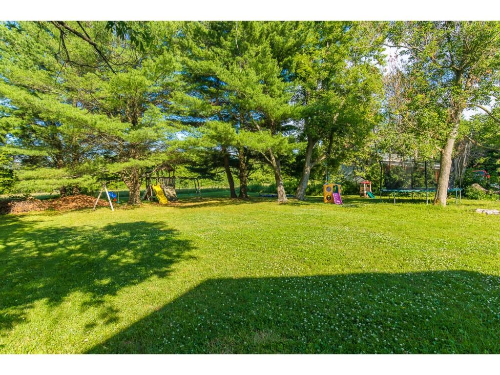 559 Falls Road Shelburne, VT 05482 - Photo 29 of 30 Gallery Image 29