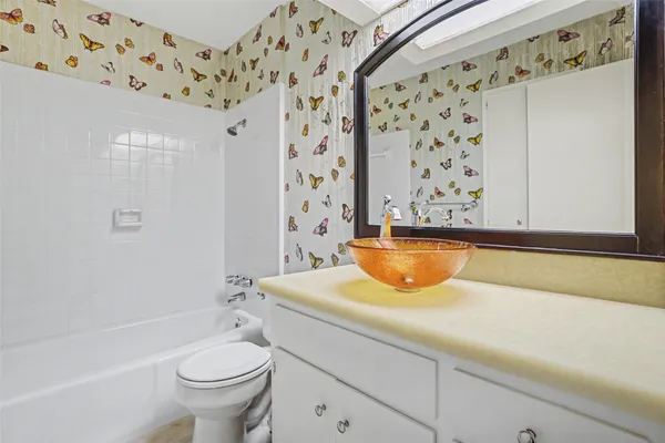 $415,000 | 13504 Lois Lane, Austin, TX 78750