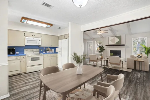 $415,000 | 13504 Lois Lane, Austin, TX 78750
