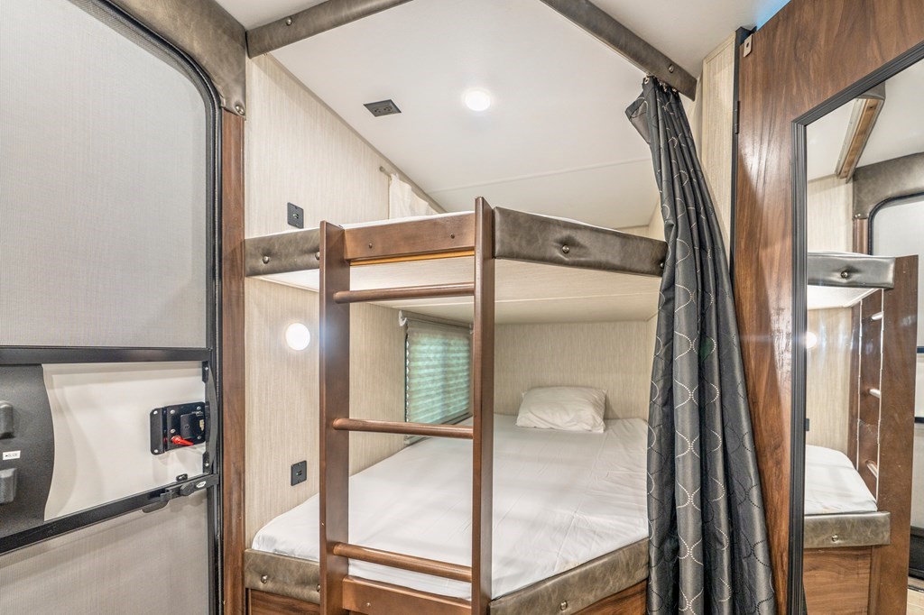 41 27th Street Ellijay, GA 30540 - Photo 13 of 22