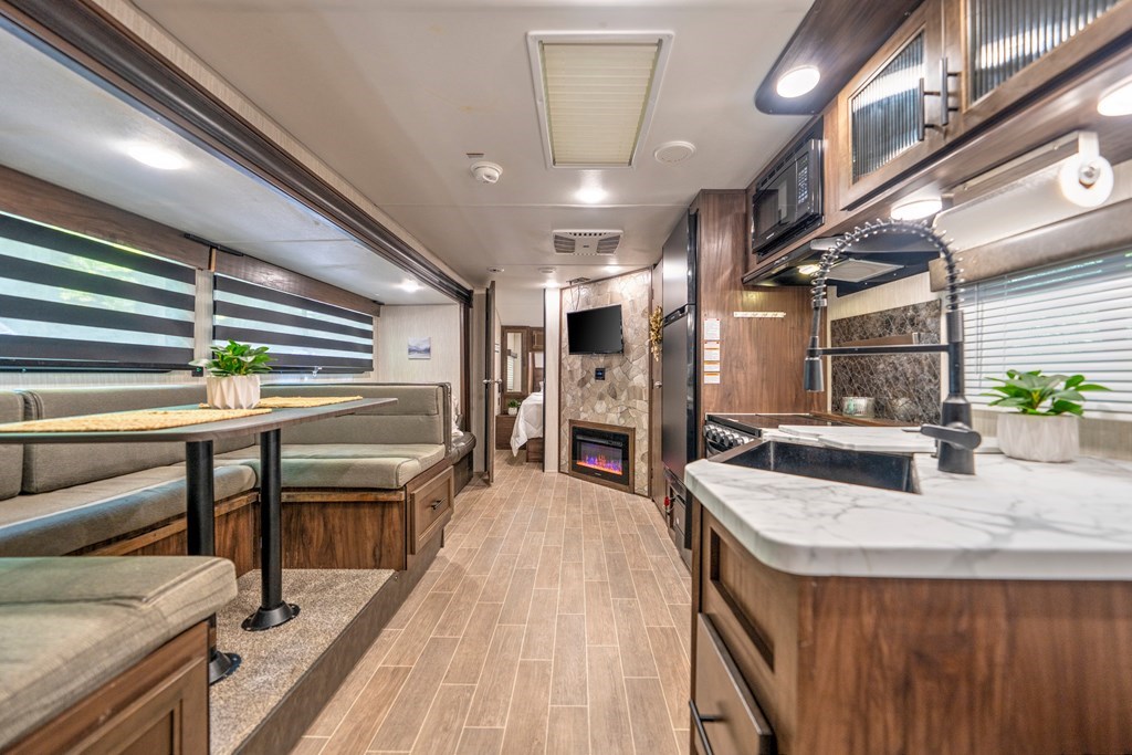 41 27th Street Ellijay, GA 30540 - Photo 15 of 22