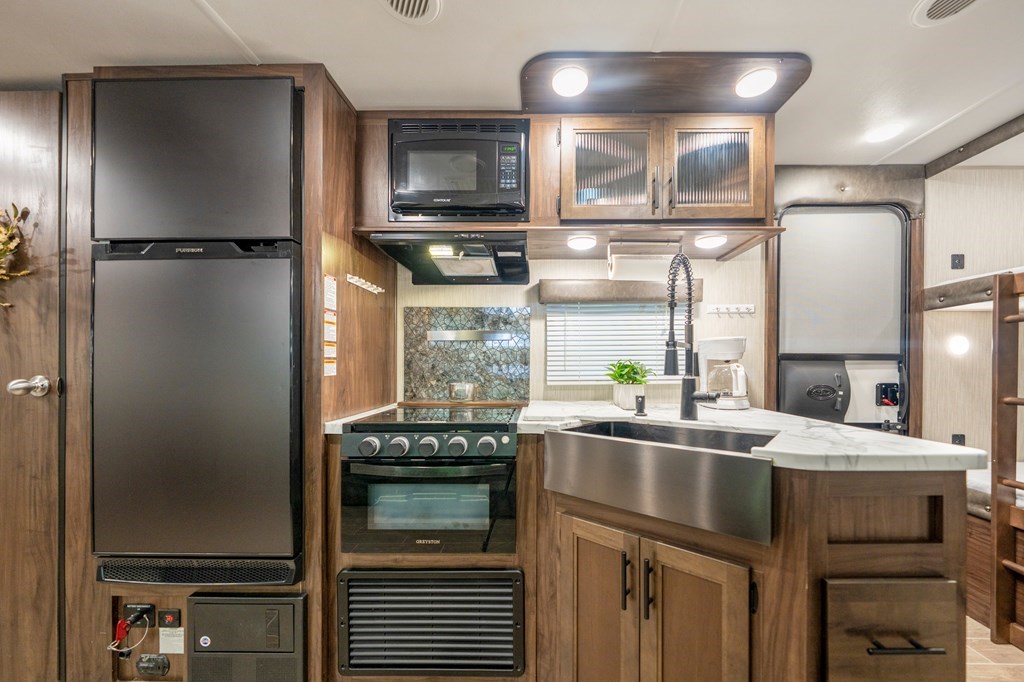 41 27th Street Ellijay, GA 30540 - Photo 16 of 22