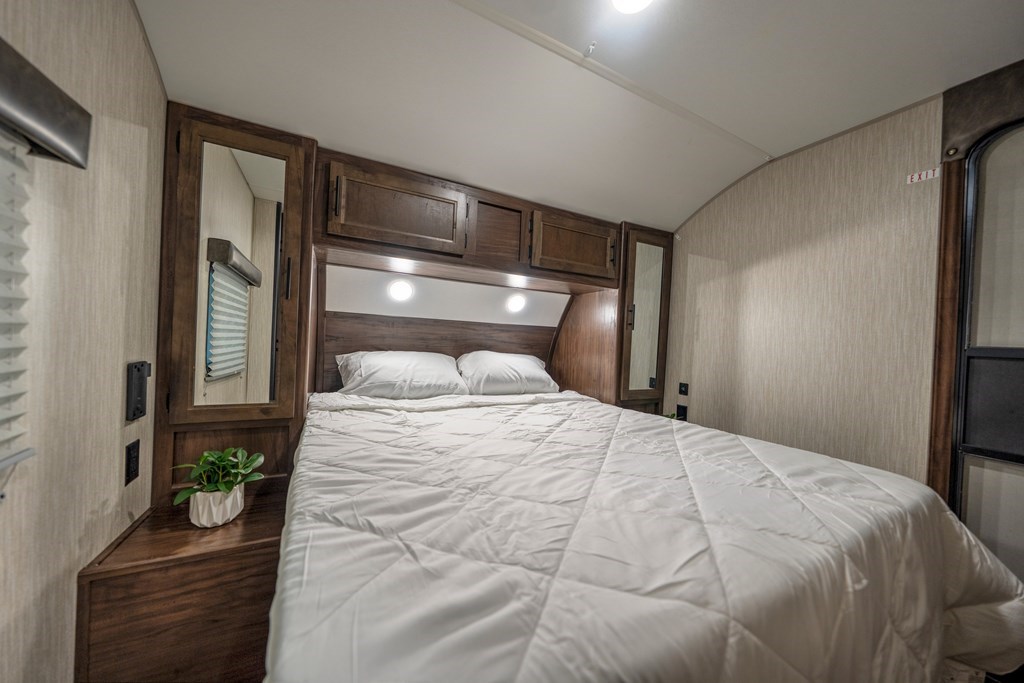 41 27th Street Ellijay, GA 30540 - Photo 4 of 22