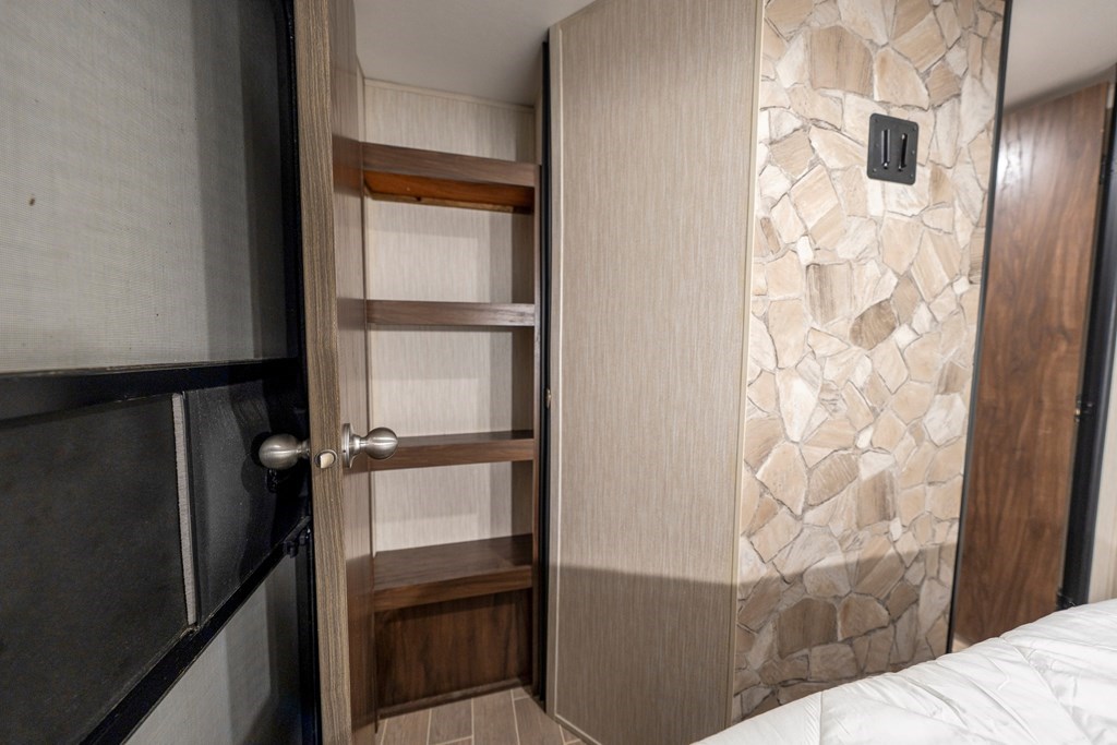 41 27th Street Ellijay, GA 30540 - Photo 5 of 22