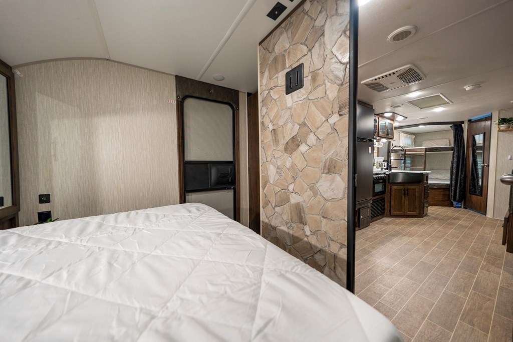 41 27th Street Ellijay, GA 30540 - Photo 6 of 22