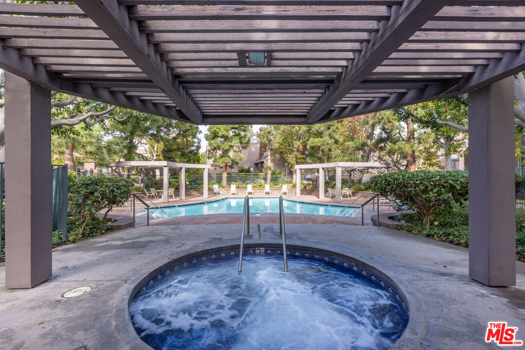 4549 Alla Road, Unit 6 Marina del Rey, CA 90292 - Photo 30 of 32