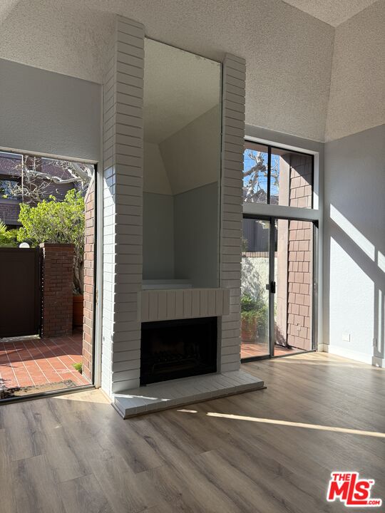 4549 Alla Road, Unit 6 Marina del Rey, CA 90292 - Photo 8 of 32