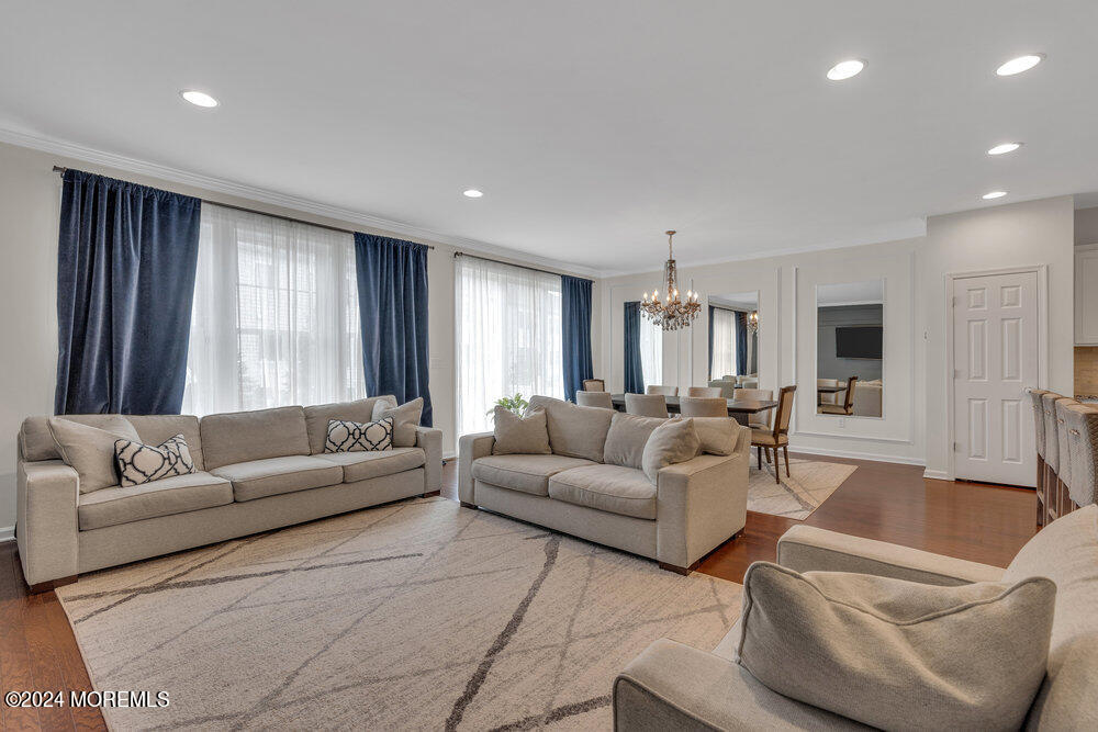 6 Malcolm Way Lincroft, NJ 07738 - Photo 12 of 47 019_dsc04519