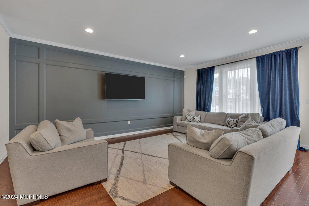 6 Malcolm Way Lincroft, NJ 07738 - Photo 13 of 47 020_dsc04524