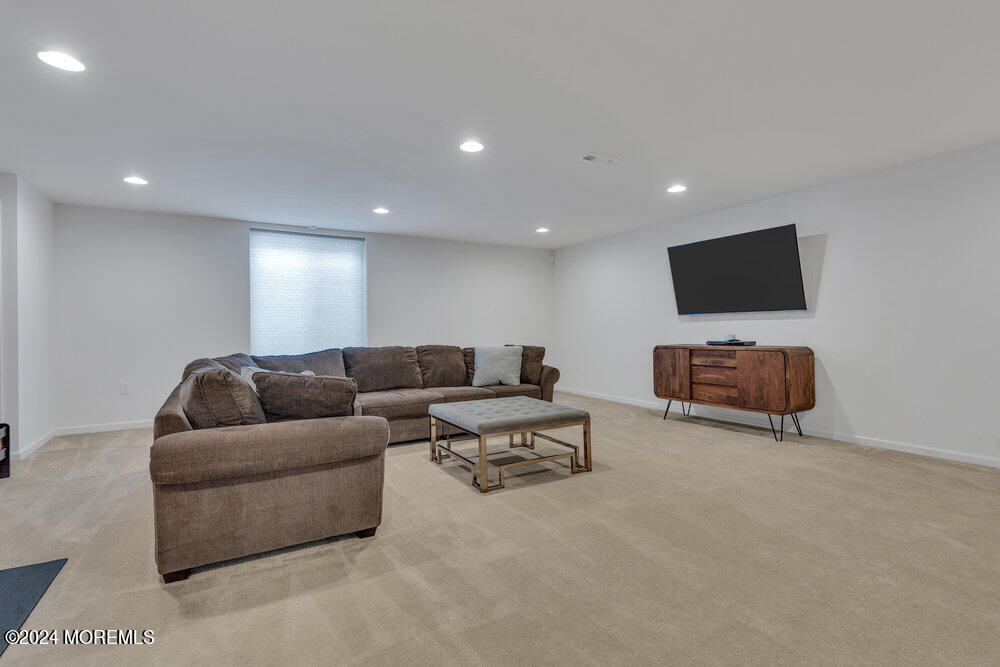 6 Malcolm Way Lincroft, NJ 07738 - Photo 37 of 47 046_dsc04654