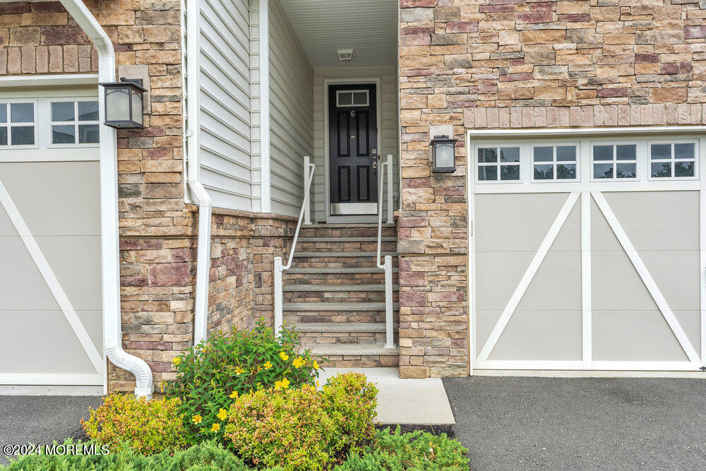 6 Malcolm Way Lincroft, NJ 07738 - Photo 4 of 47 009_dsc04699