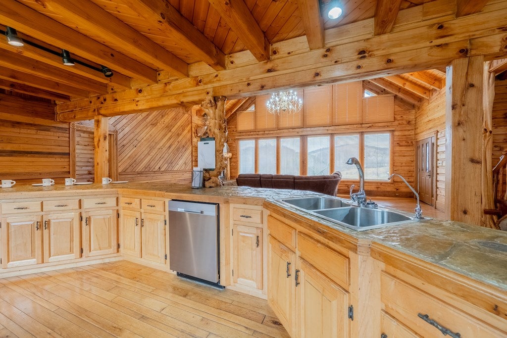 440 Dutton Hollow Road Rural Retreat, VA 24368 - Photo 16 of 72 Gallery Image 16