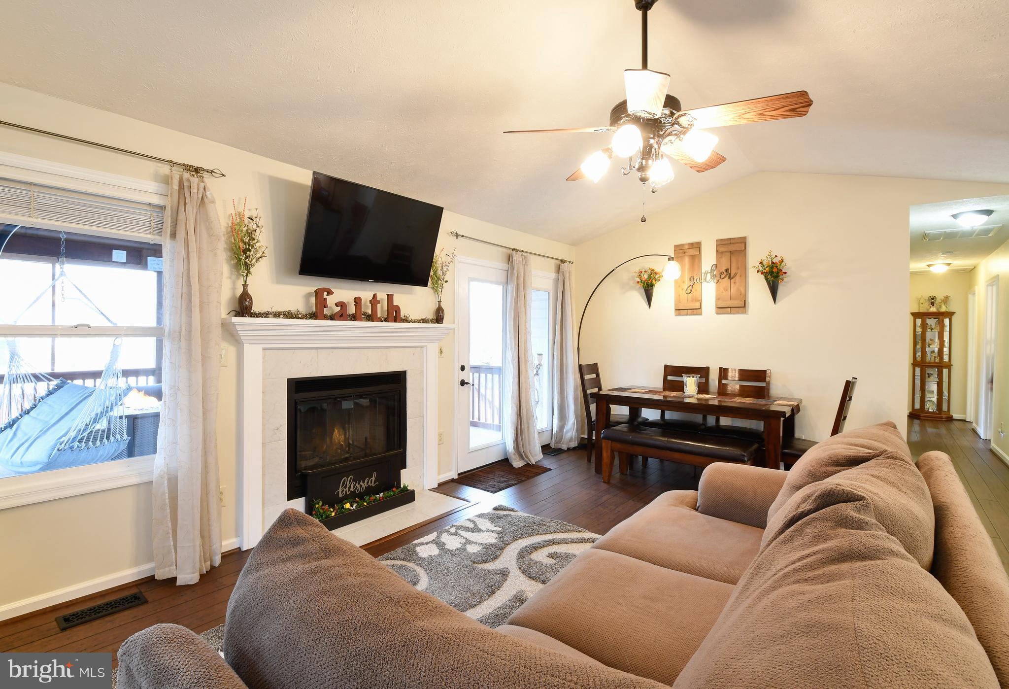 257 Choptank Road Stafford, VA 22556 - Photo 21 of 50 WOOD BURNING FIREPLACE