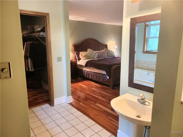 $405,000 | 3130 Meadow View Lane, Sennett, NY 13021