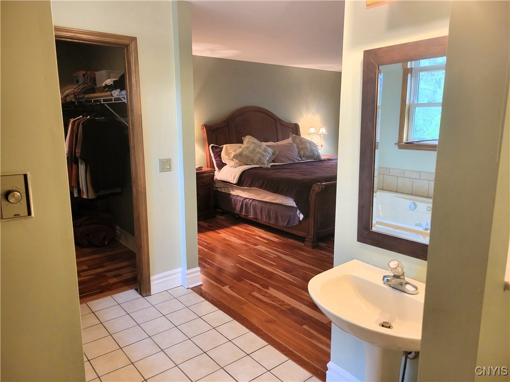 3130 Meadow View Lane Sennett, NY 13021 - Photo 25 of 46 master bath