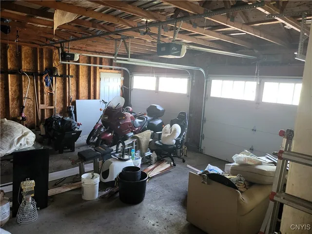 $405,000 | 3130 Meadow View Lane, Sennett, NY 13021