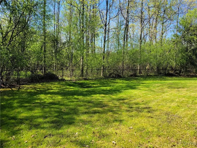 $405,000 | 3130 Meadow View Lane, Sennett, NY 13021