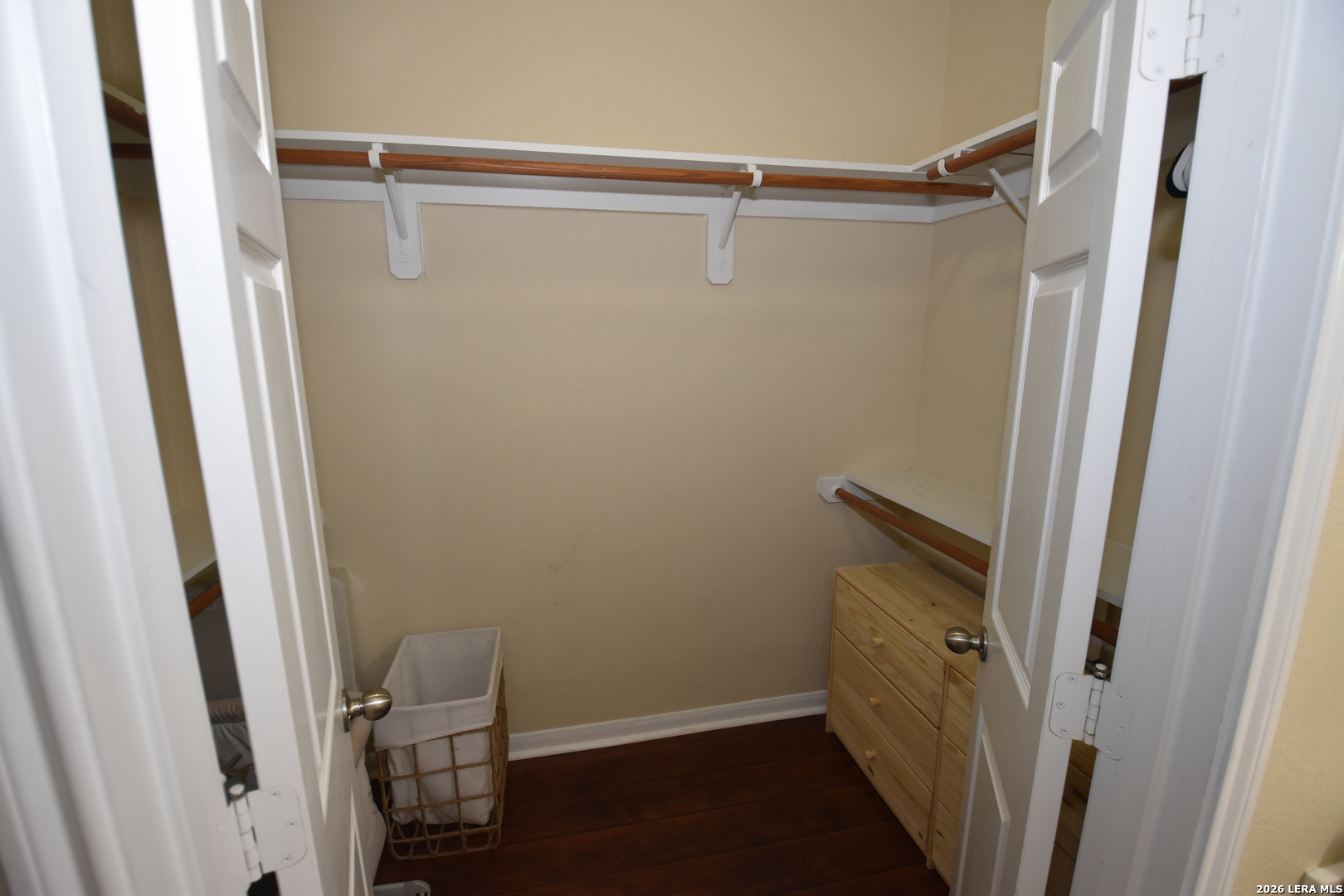 6160 Eckhert Road, Unit 804 San Antonio, TX 78240 - Photo 15 of 39 a view of walk in closet