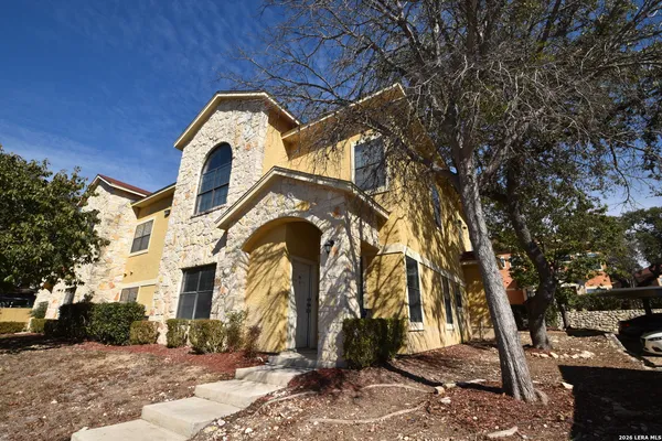 $2,700 | 6160 Eckhert Road, Unit 804, San Antonio, TX 78240