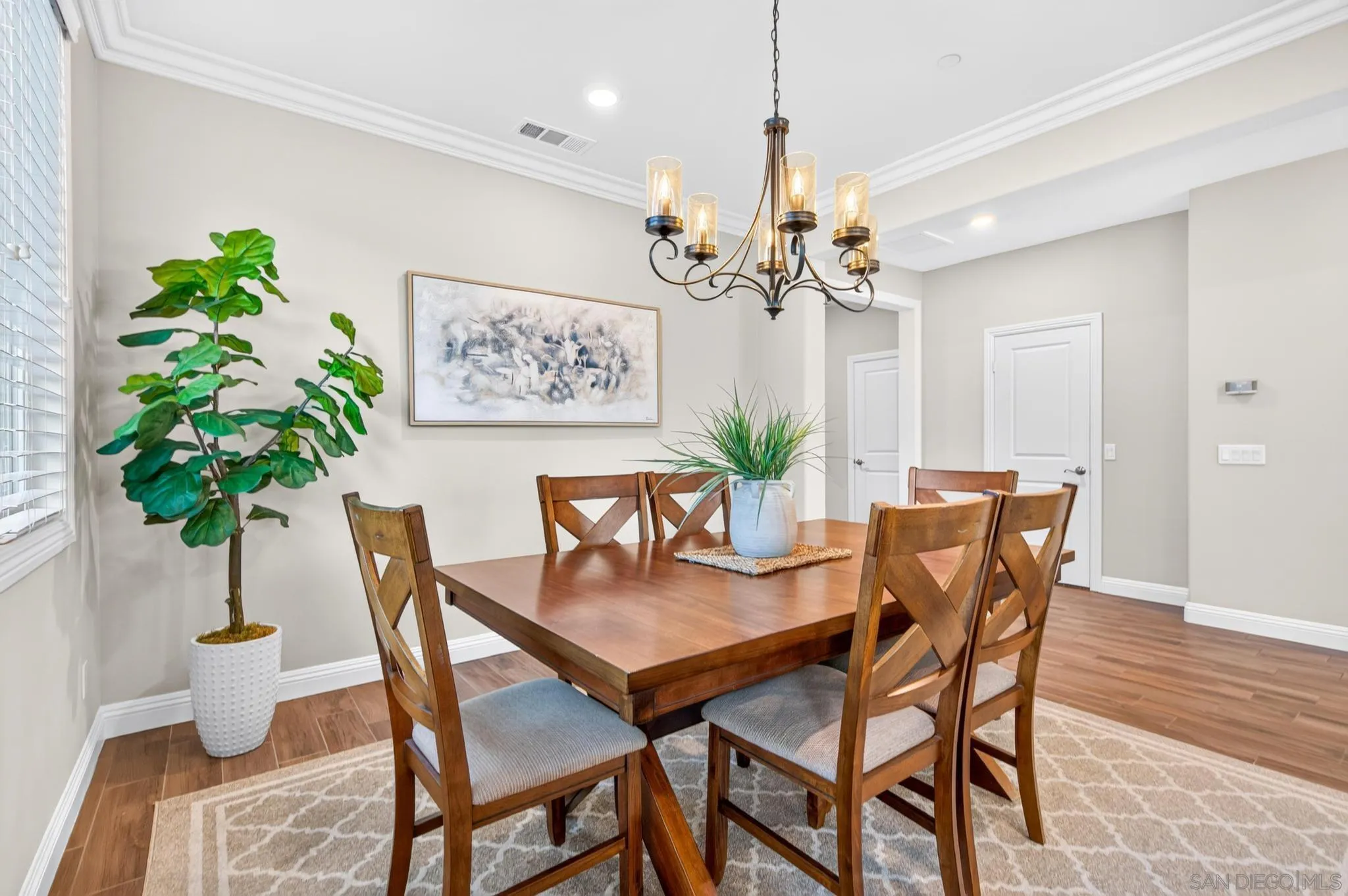 2077 Del Rincon Place Escondido, CA 92026 - Photo 16 of 70