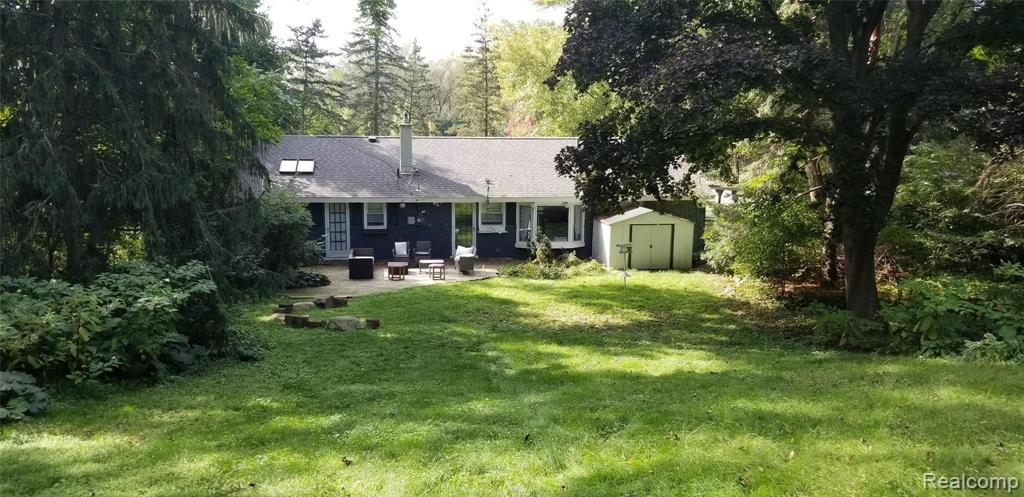 2705 Lahser Road Bloomfield Hills, MI 48304 - Photo 4 of 19