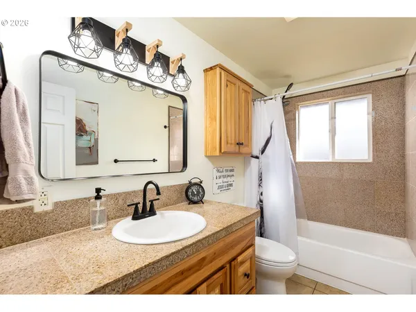 $489,000 | 1650 Southwest 16th Street, Redmond, OR 97756