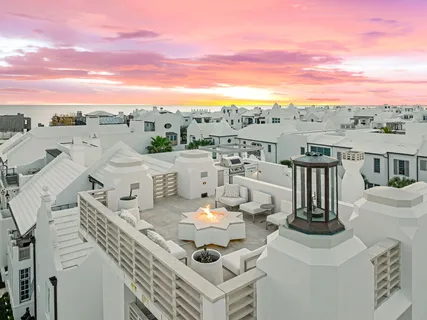 a picture of city view