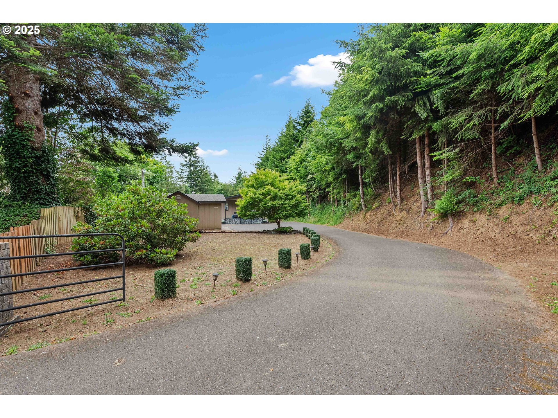 63623 Flanagan Road Coos Bay, OR 97420 - Photo 31 of 35 Gallery Image 31