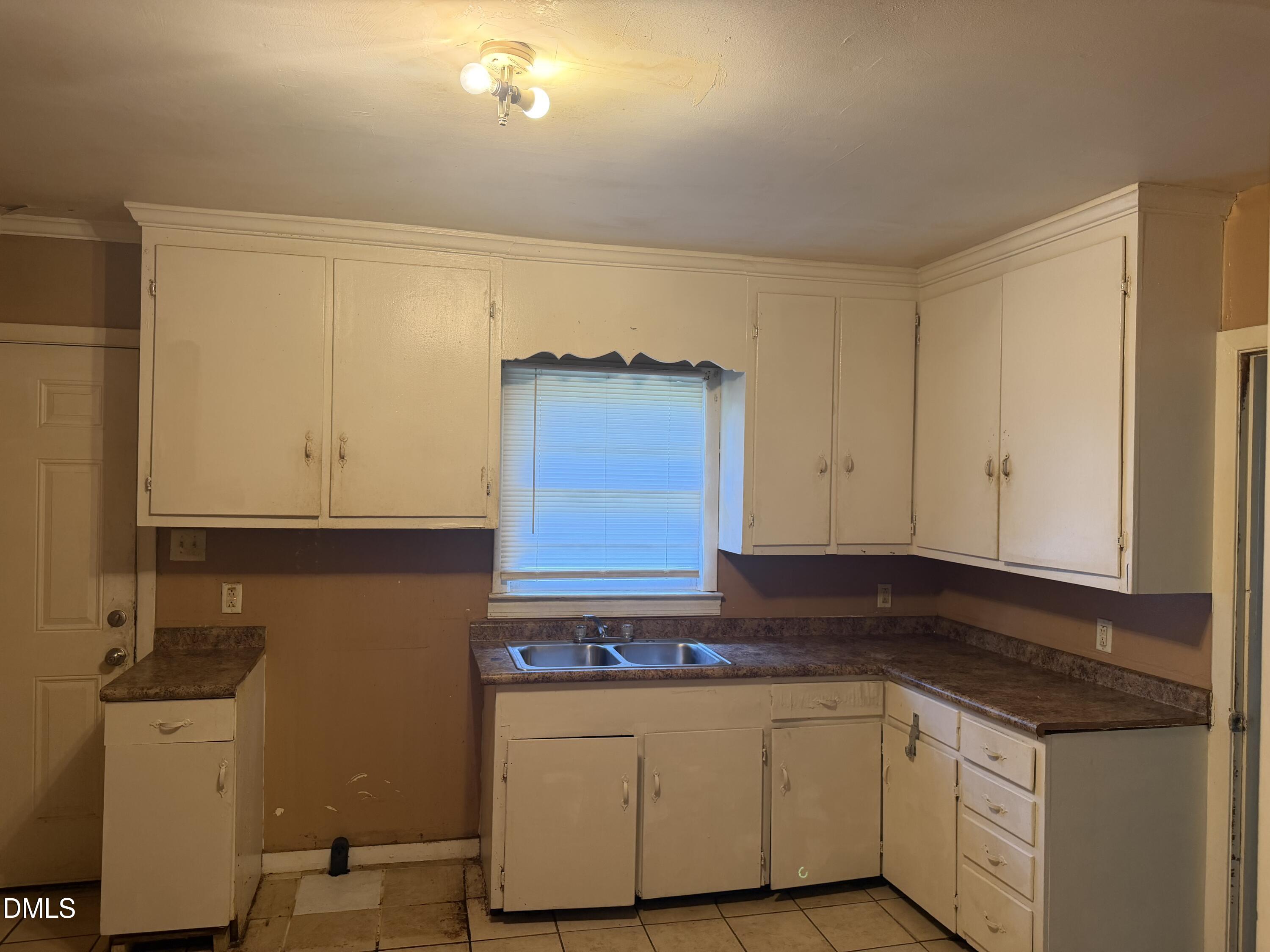 645 Sunnybrook Road Raleigh, NC 27610 - Photo 15 of 30 kitchen