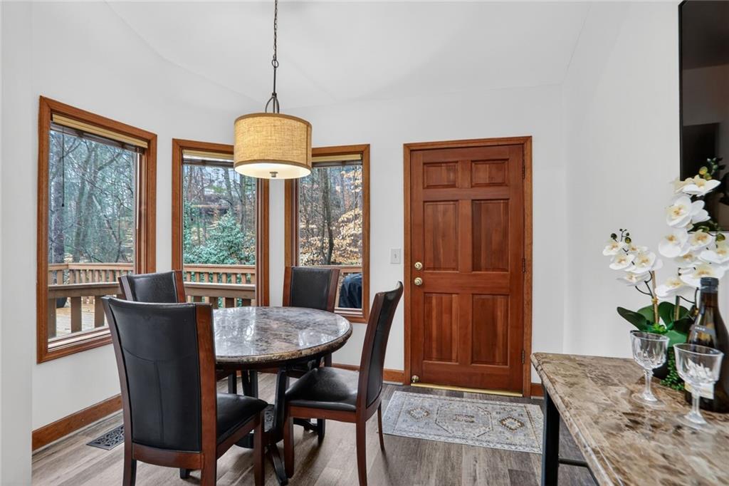 365 Crosstree Lane Sandy Springs, GA 30328 - Photo 14 of 42
