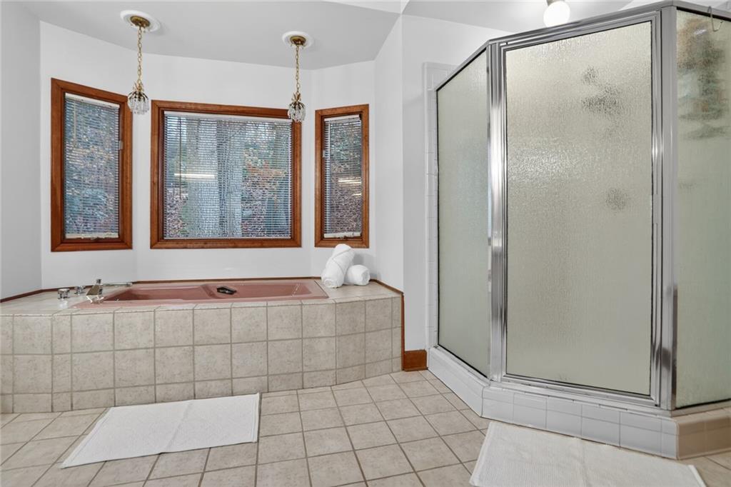 365 Crosstree Lane Sandy Springs, GA 30328 - Photo 21 of 42