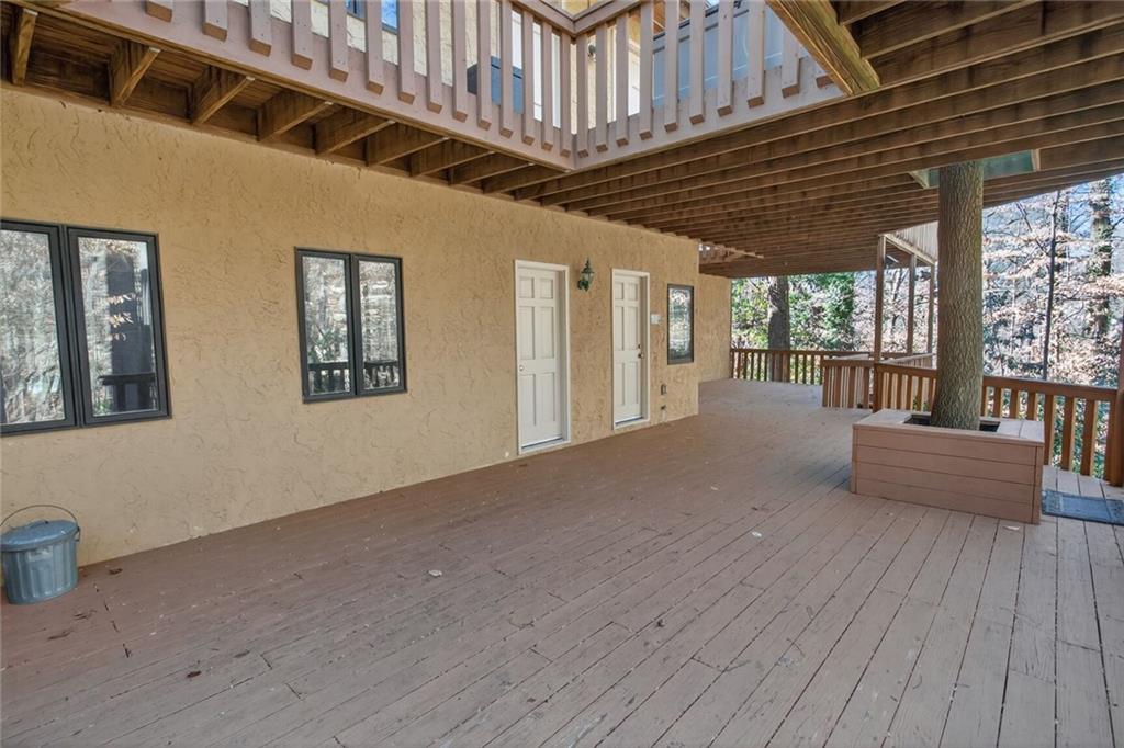 365 Crosstree Lane Sandy Springs, GA 30328 - Photo 35 of 38