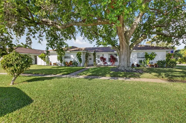 $7,400 | 1010 Southwest 2nd Street, Boca Raton, FL 33486