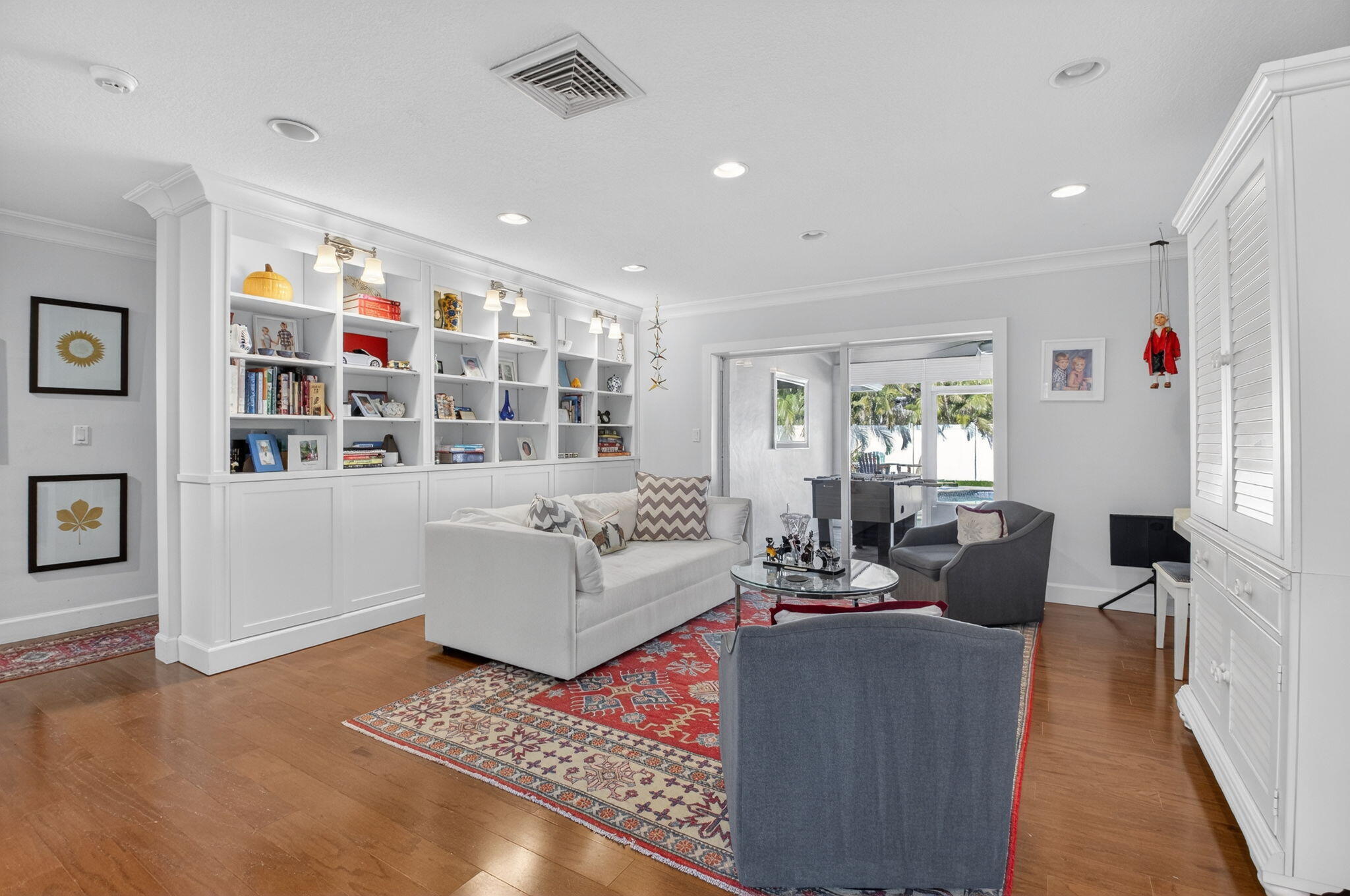 1010 Southwest 2nd Street Boca Raton, FL 33486 - Photo 9 of 40 9-web-or-mls-DSC_9367