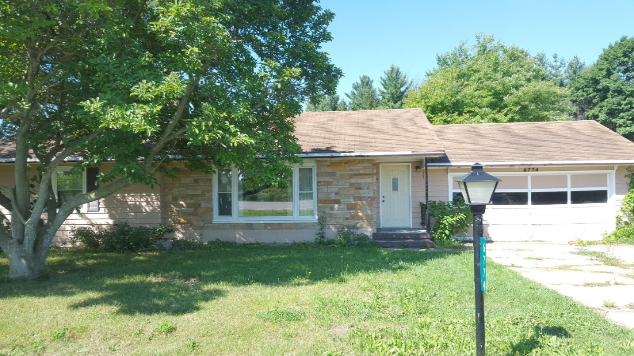 6774 South Pipestone Road Eau Claire, MI 49111 - Photo 1 of 12 20160801_104847